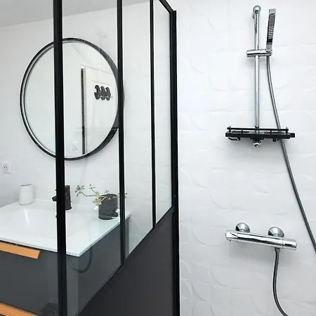 La Maison Du Bassin Piscine & 5 Ch Вилла