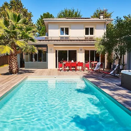Вилла La Maison Du Bassin Piscine & 5 Ch