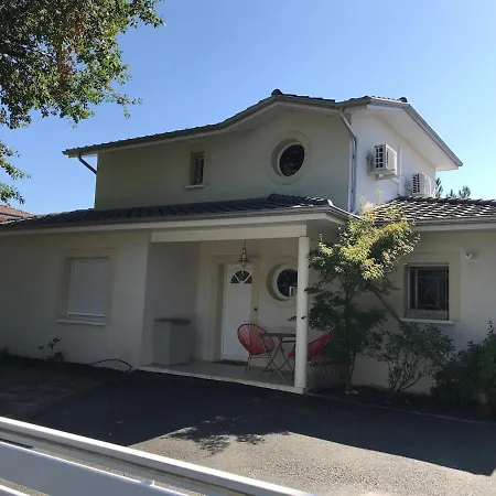 La Maison Du Bassin Piscine & 5 Ch * Андерно-ле-Бэн
