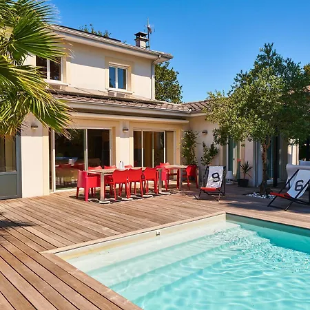 Вилла La Maison Du Bassin Piscine & 5 Ch *